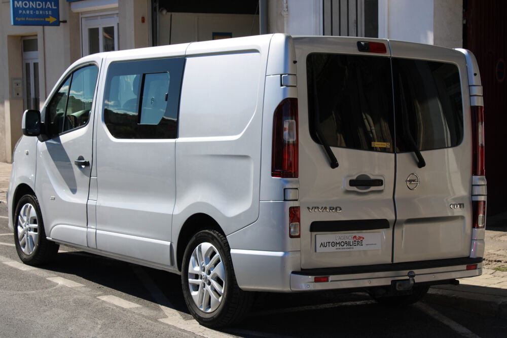 Vivaro COMBI 1.6 CDTI 115 - L1H1 PACK PLUS CLIM ( Moteur &agrave; cha&icirc;ne, 2015 occasion 34200 S&egrave;te