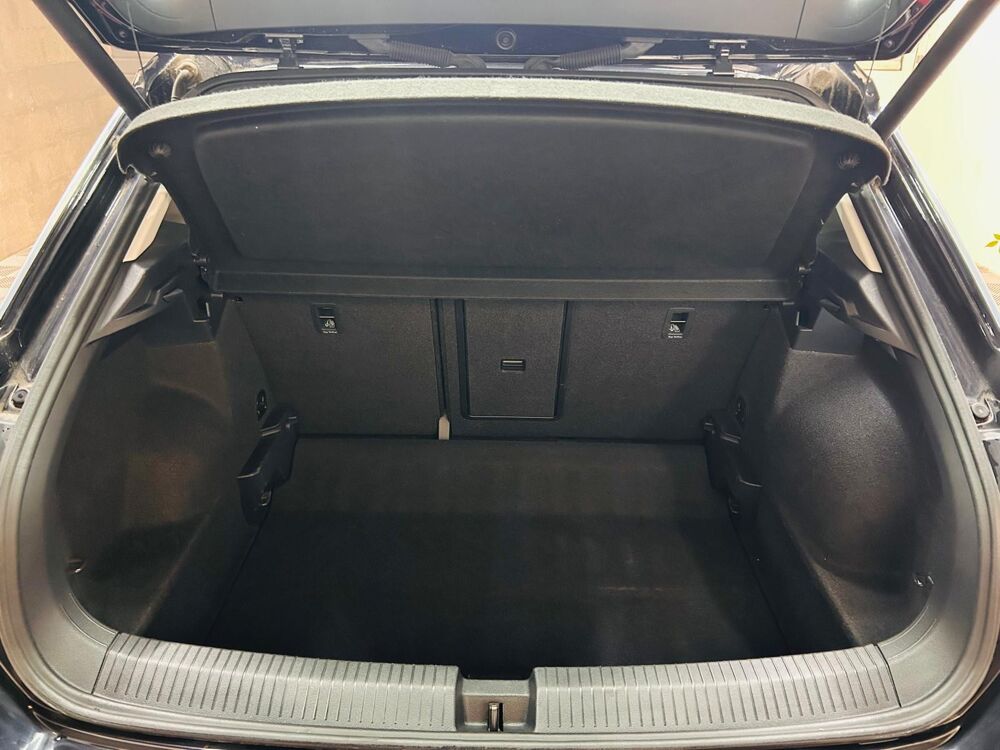 T-ROC 1.0 TSI 116 cv Finition Lounge – Suivi Volkswagen – 2&egrave;me Mai 2018 occasion 71300 Montceau-les-Mines