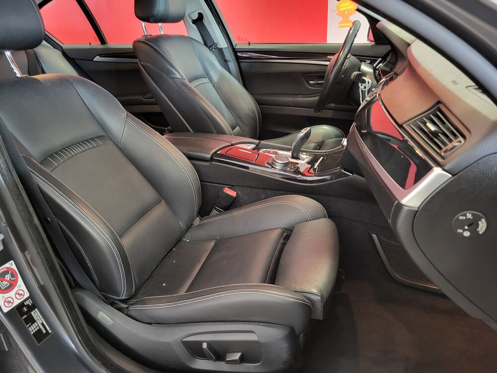S&eacute;rie 5 BMW SERIE 5 520D 190 BVA8 LUXURY 2015 occasion 37170 Chambray-l&egrave;s-Tours