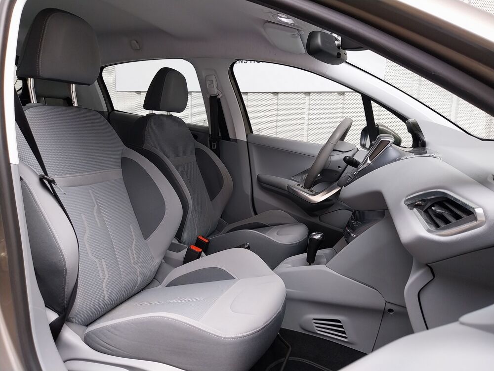 208 1.6 VTI 120 ch Allure 2014 occasion 56000 Vannes