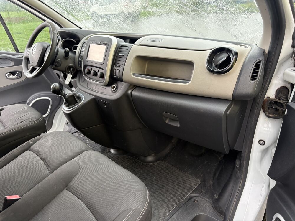Trafic 1.6 DCI L1H1 115ch GRAND CONFORT 2015 occasion 76760 Yerville