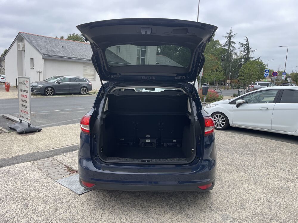 C-max 1.0 EcoBoost 125 cv Trend - Distribution &agrave; jour 2&egrave;me main 2017 occasion 49124 Saint-Barth&eacute;lemy-d'Anjou
