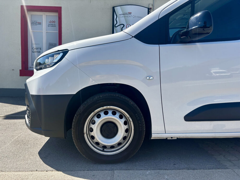 Proace L1 1.5 D-4D 131 ch Business 2024 occasion 88100 Sainte-Marguerite