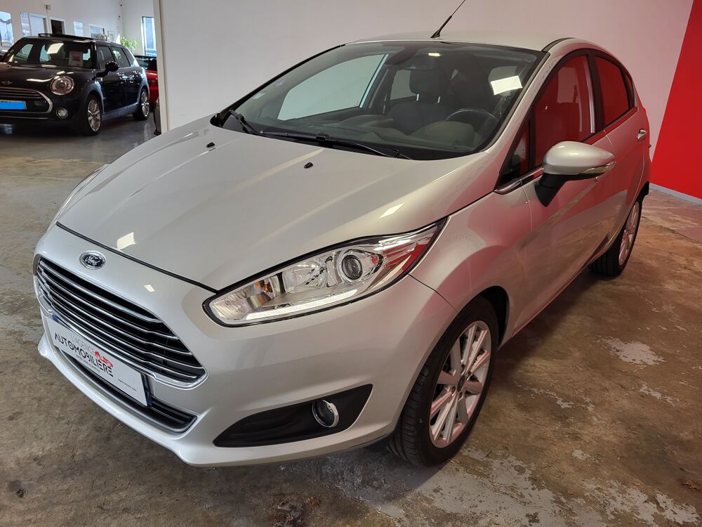 Fiesta FORD FIESTA 1.0 ECOBOOST 100 TITANIUM POWERSHIRT 2017 occasion 37170 Chambray-l&egrave;s-Tours