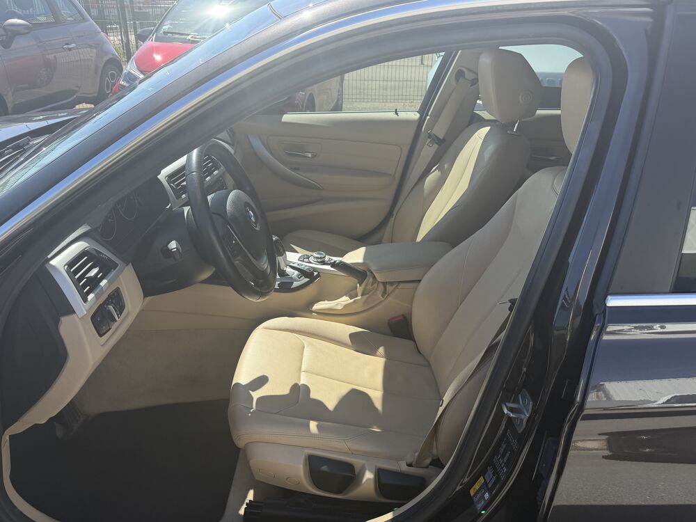 S&eacute;rie 3 Berline 330e 2.0 TPT 16V 252 Hybrid 184 cv garantie 6 mois 2016 occasion 51000 Ch&acirc;lons-en-Champagne