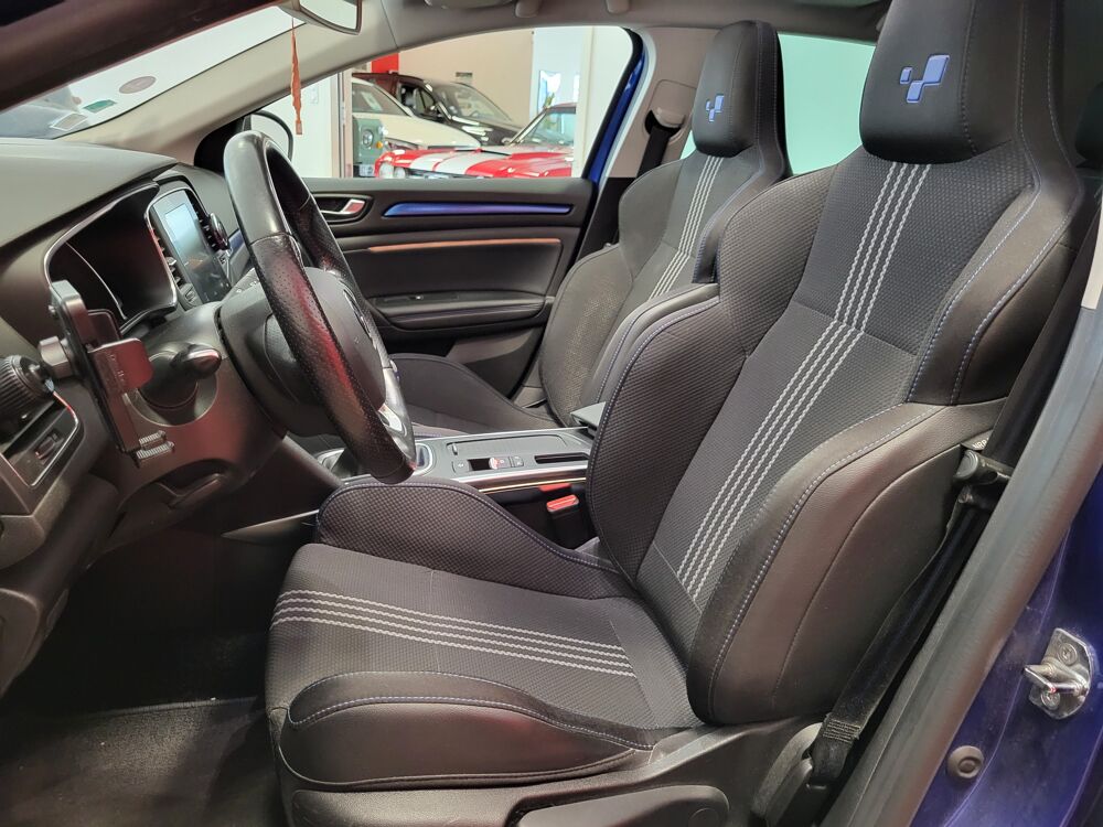 M&eacute;gane MEGANE IV 1.3 TCE 140 GT LINE + CARPLAY + TOIT OUVRANT 2018 occasion 37170 Chambray-l&egrave;s-Tours