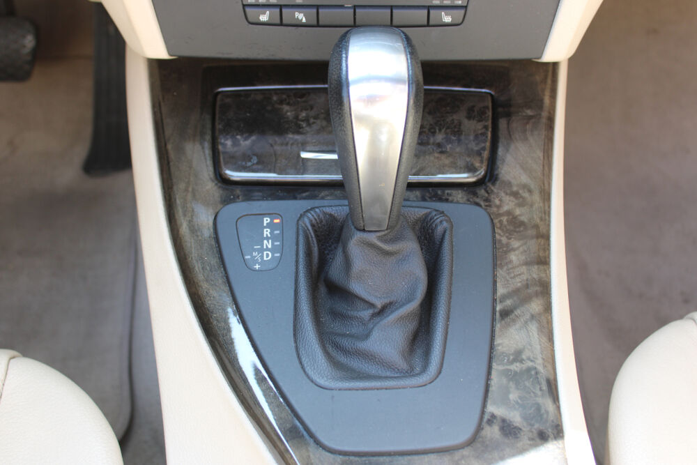 S&eacute;rie 3 CABRIOLET 3.0 325 I 220 BVA ( Si&egrave;ges chauffants, Radar Av-Ar 2007 occasion 34200 S&egrave;te