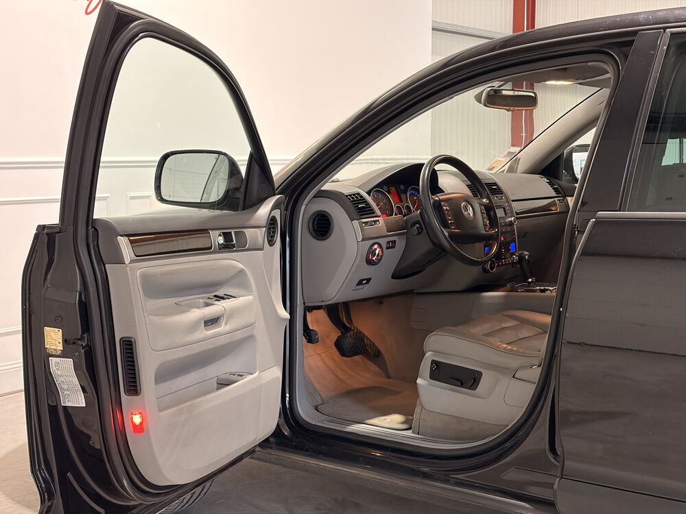 Touareg 3.2 V6 TIPTRONIC + ATTELAGE 2007 occasion 27620 Gasny