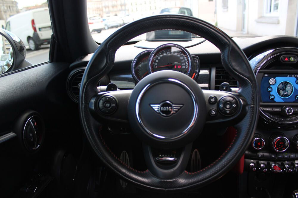 Cooper 2.0 231 JOHN COOPER WORKS ULTIMATE BVA ( Toit ouvrant, Carpl 2019 occasion 34200 S&egrave;te