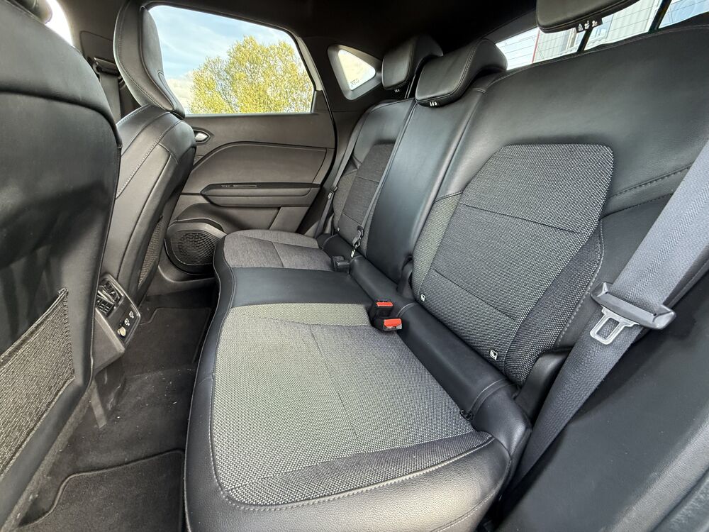 Captur II 1.6 E-Tech hybride 145ch Rive Gauche | GARANTIE 12 MOIS 2022 occasion 44860 Pont-Saint-Martin