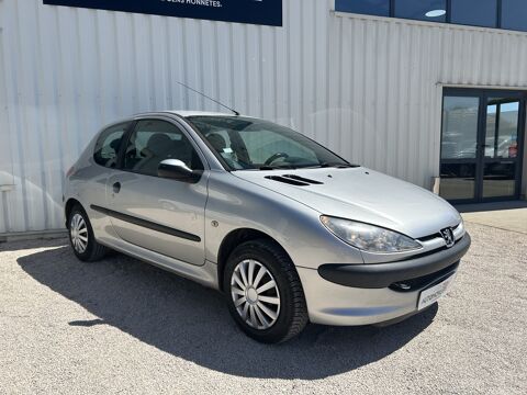 Peugeot 206 1.1 i 60cv 2005 occasion Ch&acirc;tenoy-en-Bresse 71380
