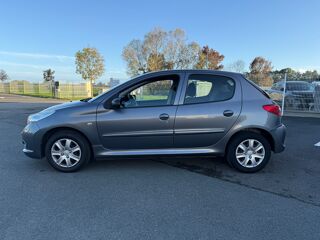 206 1.4l hdi 70ch TRENDY 2009 occasion 44860 Pont-Saint-Martin