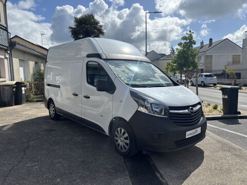 Vivaro L2H2 1.6 CDTI 120 cv - Chaine de distribution 2016 occasion 49124 Saint-Barth&eacute;lemy-d'Anjou