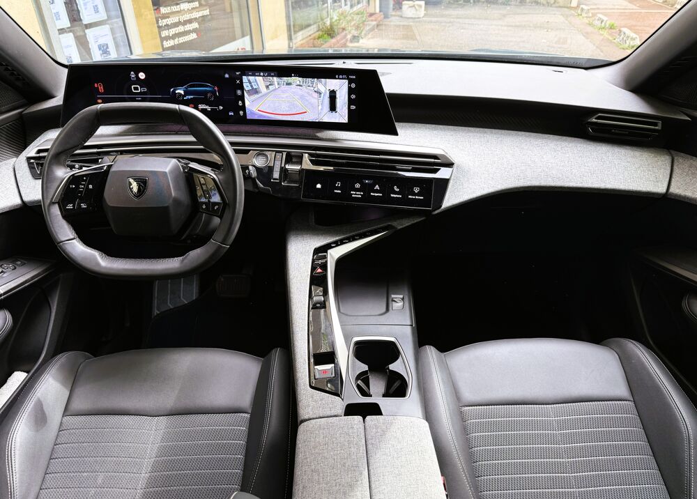 3008 1.2 HYBRID 136 ALLURE E-DCS6 -ENTRETIENS COMPLET PEUGEOT-GAR 2024 occasion 92370 Chaville
