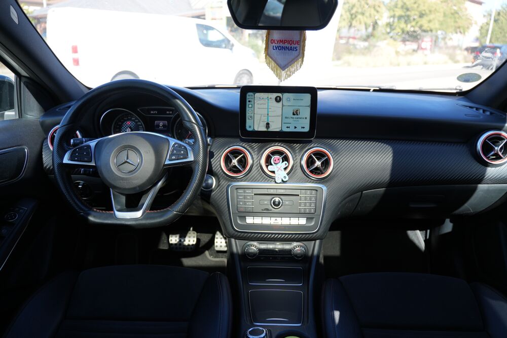 Classe A III (2) 200 D FASCINATION 7G-DCT PACK AMG 2017 occasion 01000 Saint-Denis-l&egrave;s-Bourg