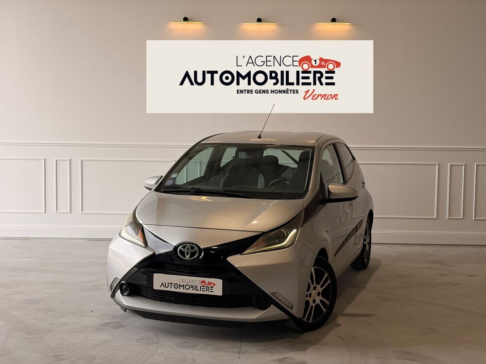 Aygo II 1.0 VVT-I X-PLAY 5P + CAM&Eacute;RA DE RECUL 2015 occasion 27620 Gasny