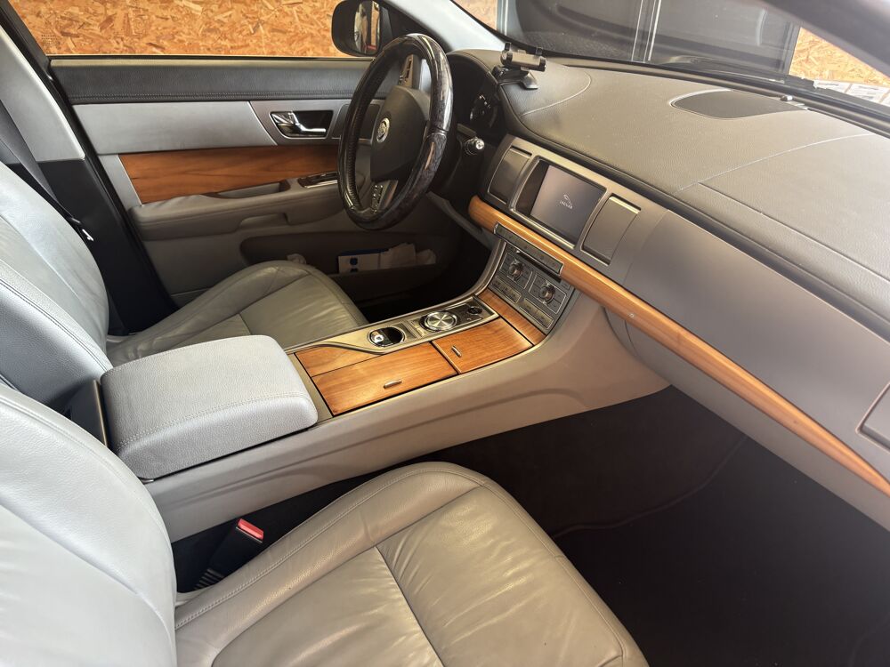 XF 2.7D Bi-Turbo Luxe Premium 2008 occasion 59640 Dunkerque