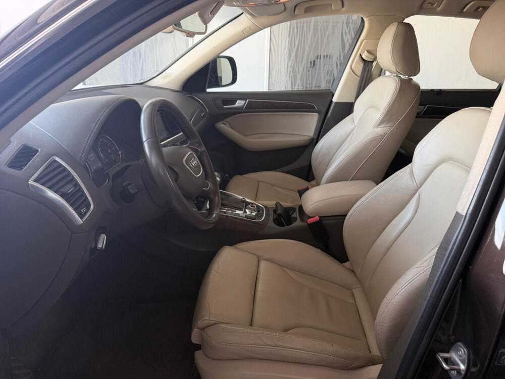 Q5 2.0 TFSI 16V 245 hybrid Quattro Tiptronic8 211 cv finition a 2014 occasion 51000 Ch&acirc;lons-en-Champagne