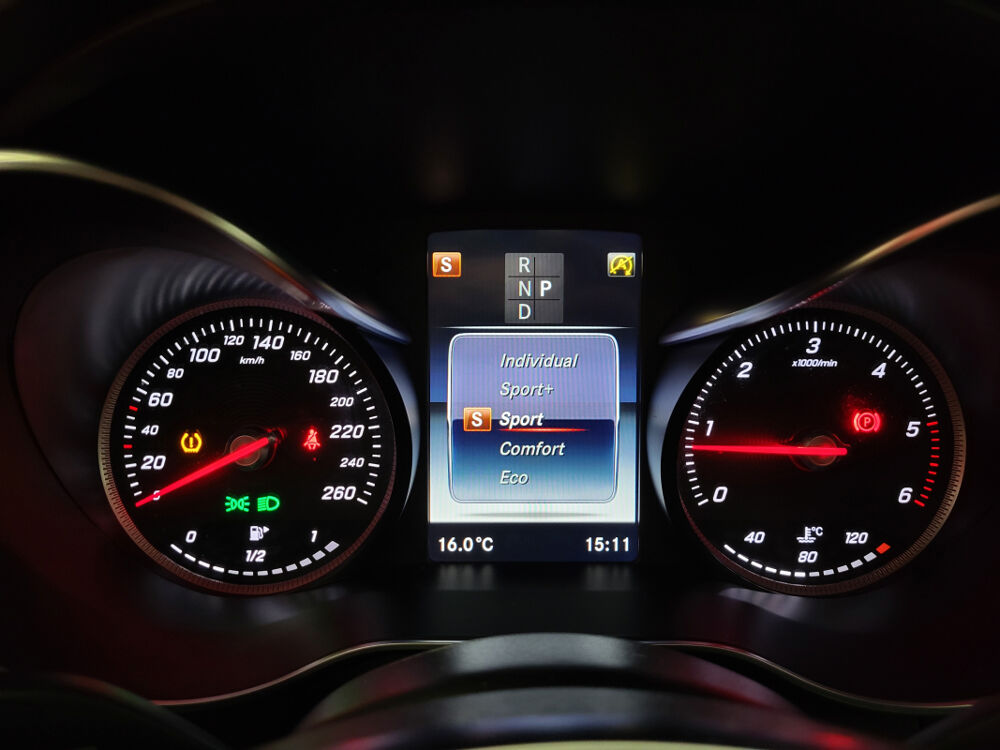 Classe GLC MERCEDES GLC COUPE 220 D FASCINATION 4MATIC + ATTELAGE + TOI 2016 occasion 37170 Chambray-l&egrave;s-Tours