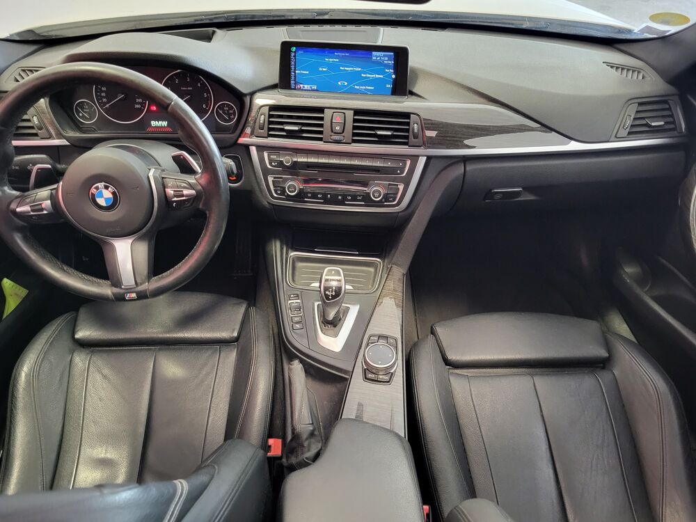 S&eacute;rie 3 TOURING 320D XDRIVE 2.0 184 BVA LUXURY INTERIEUR M + TOIT OU 2013 occasion 37170 Chambray-l&egrave;s-Tours