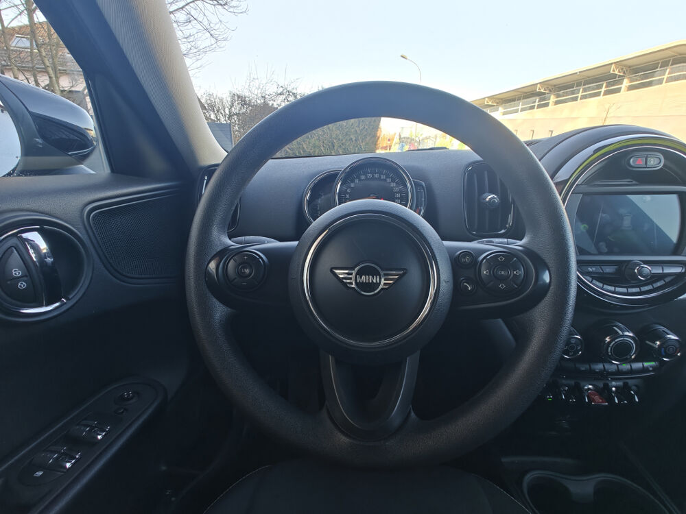 Countryman F60 One D 116ch Business Design 2019 occasion 90400 Danjoutin