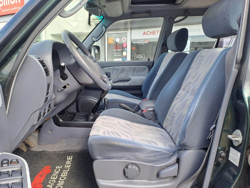 Land Cruiser 3.0 TD 125cv KZJ95 VX - 7 places - Calandre 2000 occasion 49124 Saint-Barth&eacute;lemy-d'Anjou