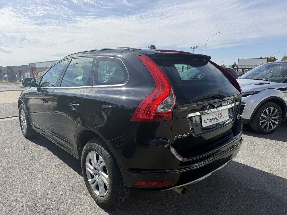 XC60 2.0 TDi Geartronic 150 cv MOMENTUM 2016 occasion 51000 Ch&acirc;lons-en-Champagne
