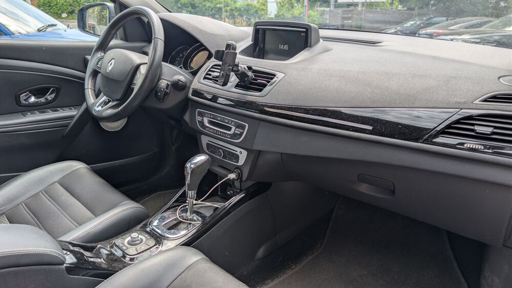 M&eacute;gane Bose Phase 3 Estate 1.2 TCe EDC 132 cv Bo&icirc;te auto toit ouvra 2015 occasion 91120 Palaiseau