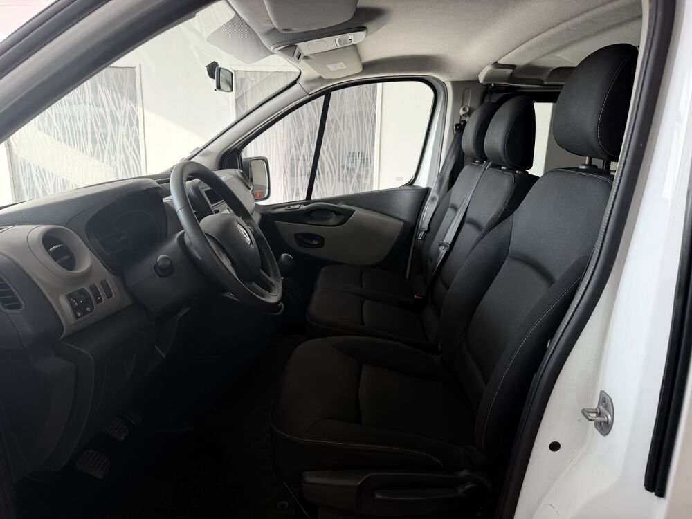 Trafic L1 1.6 dCi 16V 120 cv 9 Places garantie 12 mois 2019 occasion 51000 Ch&acirc;lons-en-Champagne