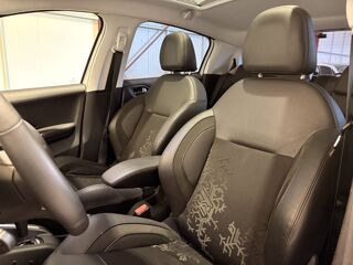 208 1.6 E-HDI BVA 5P + TOIT PANORAMIQUE / CAMERA DE RECUL 2015 occasion 27620 Gasny