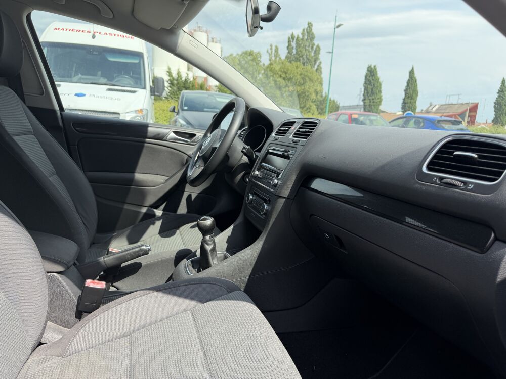 Golf 1.6 tdi 105 conforline 2010 occasion 68390 Sausheim