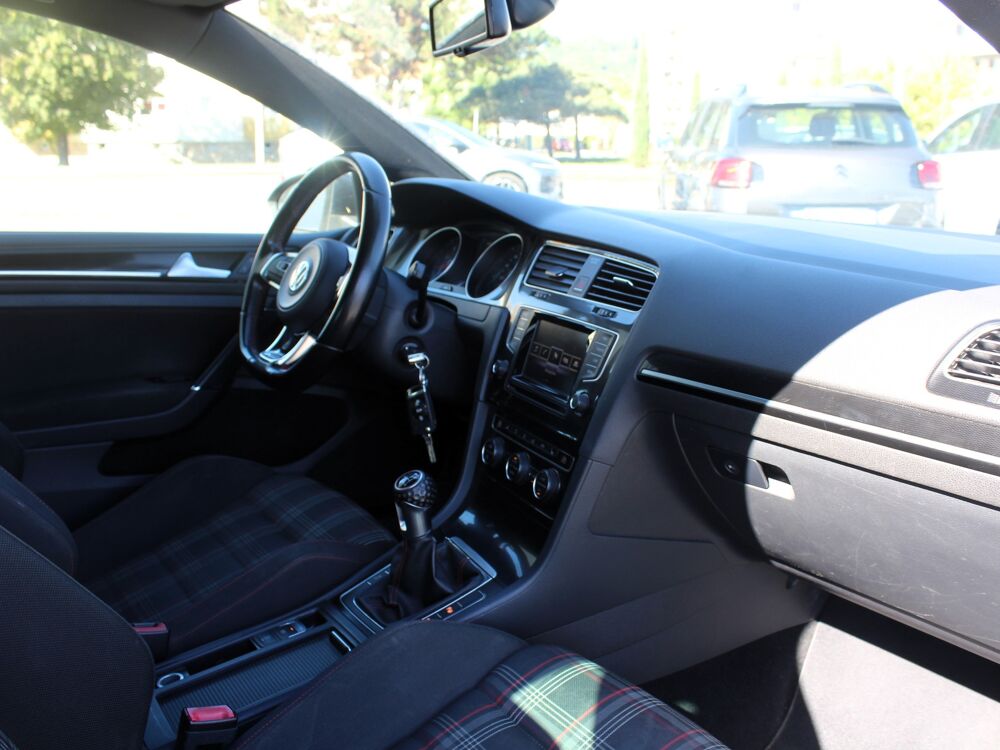 Golf VII - 7 - TSI 230 CH GTI Performance *CAMERA DE RECUL, PARK 2015 occasion 70000 Vesoul