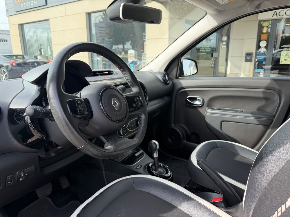 Twingo E-Tech Electric Urban Nigh 2022 occasion 68390 Sausheim
