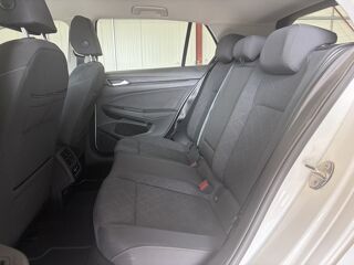 Golf VIII 1.5 ETSI 150 STYLE DSG7 / ENTRETIEN COMPLET / ATTELAGE 2024 occasion 27620 Gasny