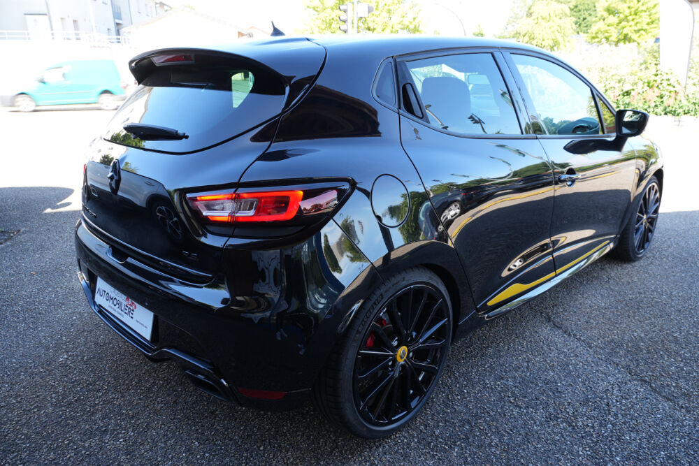 Clio IV (2) 1.6 TURBO 220 RS 18 EDC NUM&Eacute;RO 288/1450 2018 occasion 01000 Saint-Denis-l&egrave;s-Bourg