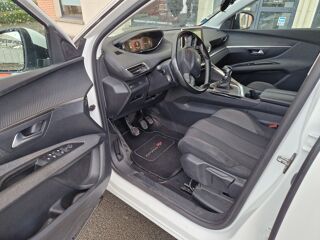 3008 II 1.5 HDI 130 S&S ACTIVE BUSINESS 2019 occasion 80480 Salou&euml;l