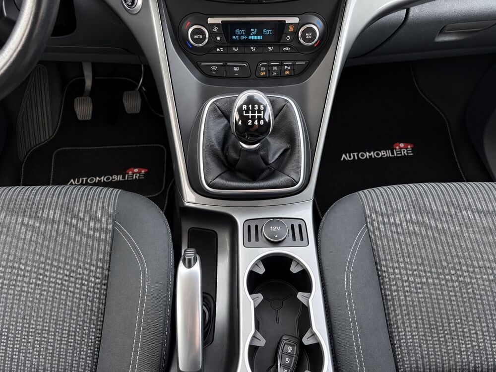 C-max 1.0 ECOBOOST - 125cv TITANIUM / DISTRIBUTION OK 2015 occasion 71380 Ch&acirc;tenoy-en-Bresse