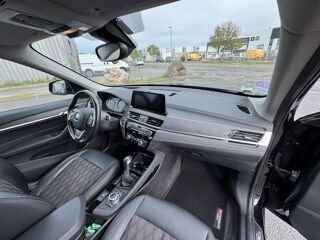 X1 F48 XDRIVE 25E 220CH XLINE | 1ERE MAIN | ATTELAGE | GARANTIE 2020 occasion 44860 Pont-Saint-Martin