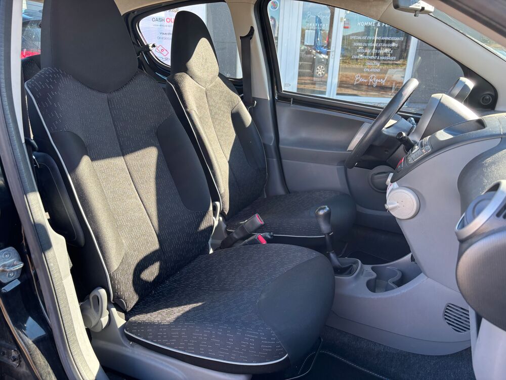 107 1.0 i 68 ch TRENDY 5P - MOTEUR A CHAINE TOYOTA - CLIMATISATI 2011 occasion 25400 Audincourt