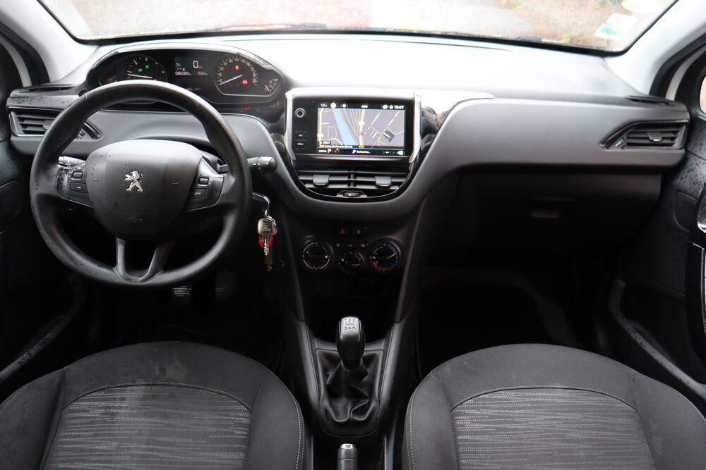 208 I Phase 2 5 Portes 1.6 Blue HDi FAP 99 cv 2018 occasion 88000 &Eacute;pinal