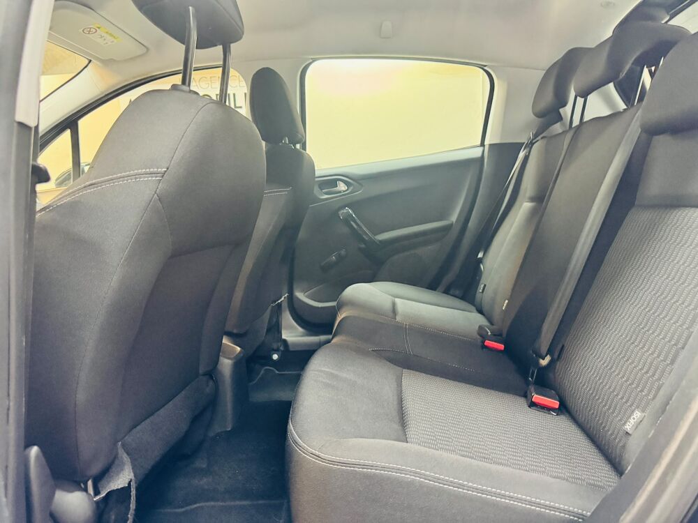 208 I Phase 2 5 Portes 1.5 Blue HDi S&S 100 cv 2019 occasion 71300 Montceau-les-Mines