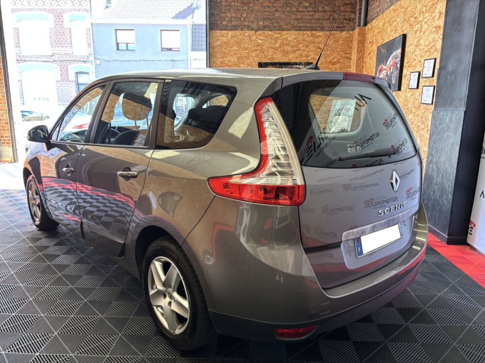 Grand scenic IV 1.5 DCI 110 ch Finition Business 7 places 2014 occasion 59640 Dunkerque