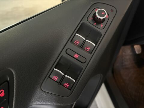 Tiguan (2) 2.0 TDI 140 FAP BLUEMOTION TECHNOLOGY SPORTLINE + ATTELA 2012 occasion 27620 Gasny