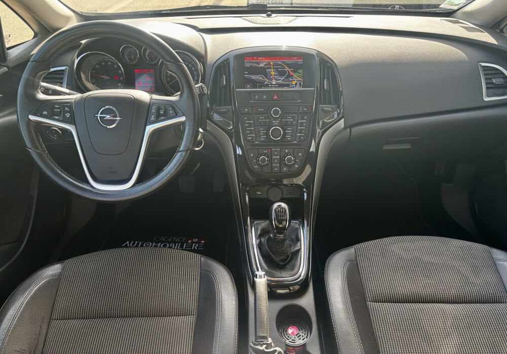 Astra 1.4 i Turbo 16V ecoFLEX 140 ch COSMO 2015 occasion 88100 Sainte-Marguerite