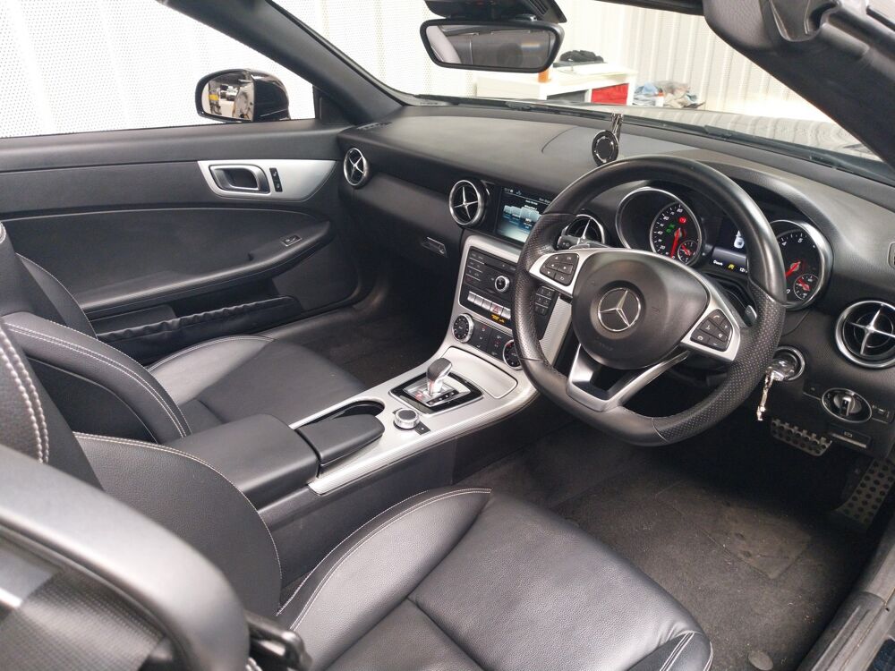 SLC 300 245 SPORT LINE 9G-TRONIC BVA 2019 occasion 56000 Vannes