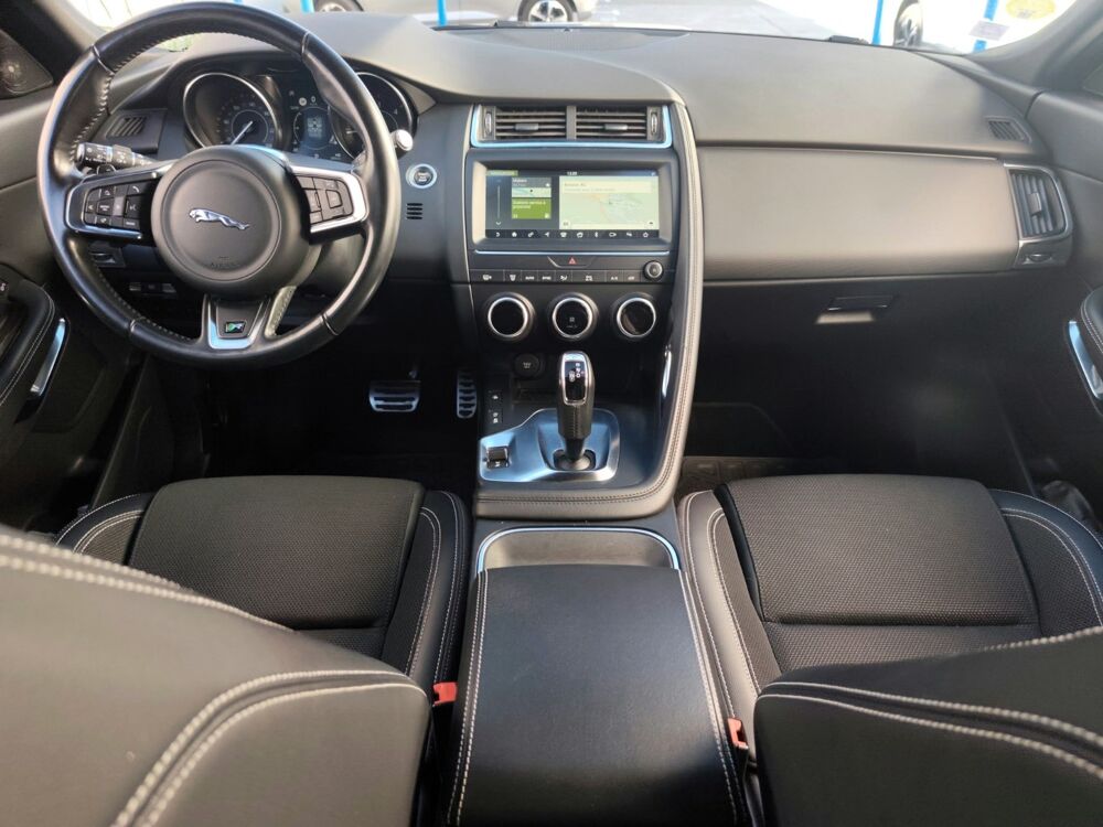 E-PACE 2.0 D 150 R-DYNAMIC BUSINESS AWD BVA 2018 occasion 34160 Castries