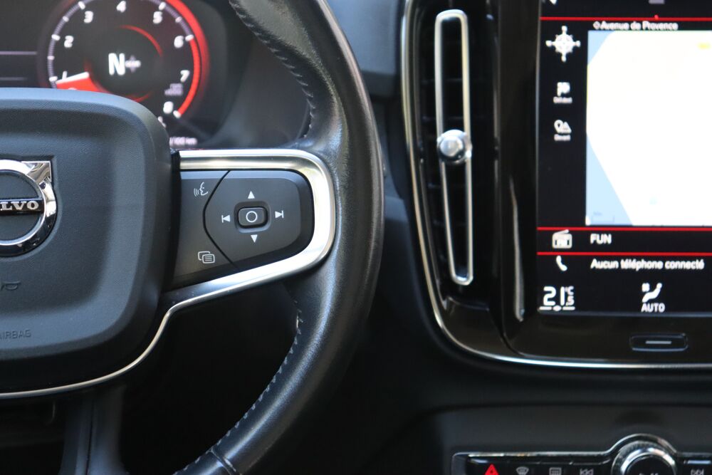 XC40 Ph.II T2 129 Business (Entretien &agrave; jour Volvo) 2020 occasion 88000 &Eacute;pinal