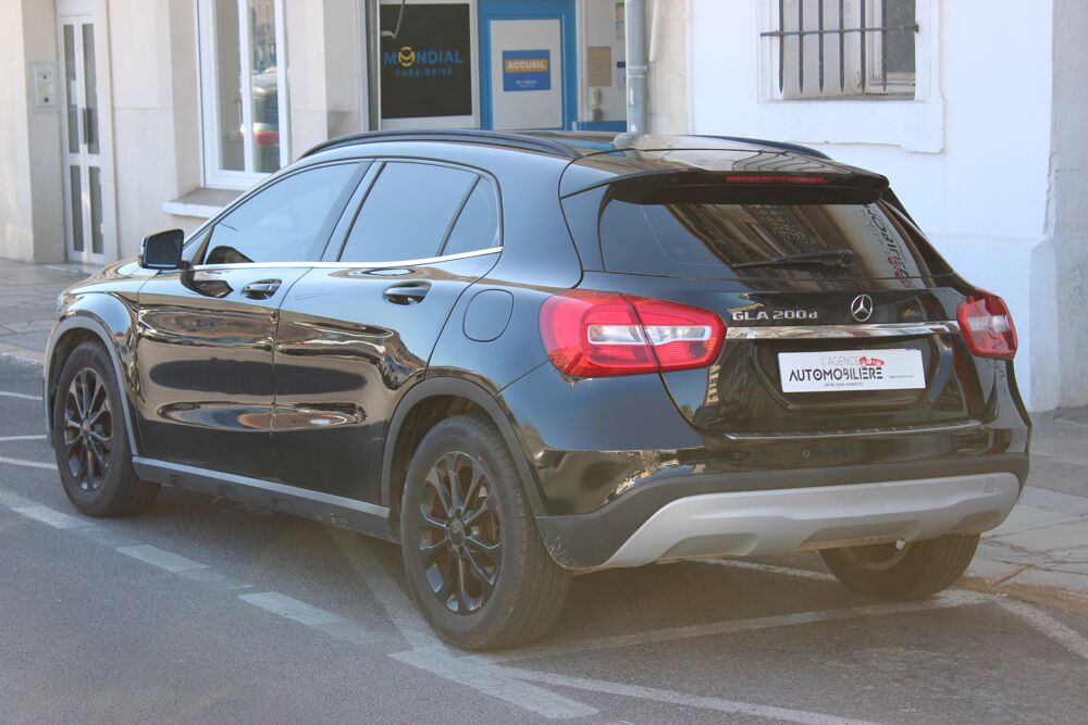 Classe GLA 2.2 200 D 135 INSPIRATION ( Cam&eacute;ra de recul, Gps, Clim... ) 2017 occasion 34200 S&egrave;te