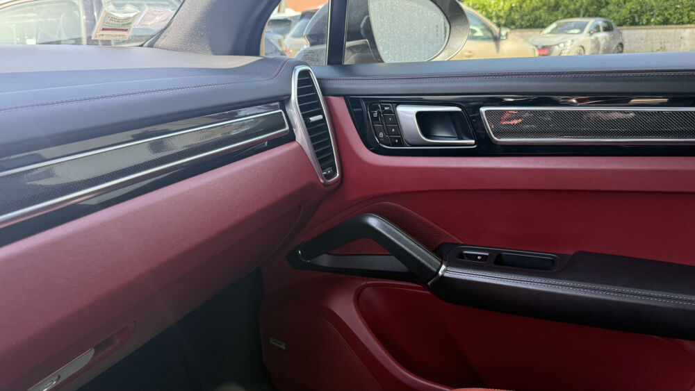 Cayenne 3.0 V6 462ch E-Hybrid - Origine France - Garantie 2019 occasion 71380 Ch&acirc;tenoy-en-Bresse