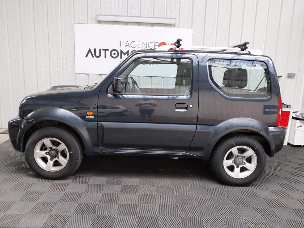 Jimny 1.5 DDIS 85 JLX 4WD 2007 occasion 56000 Vannes